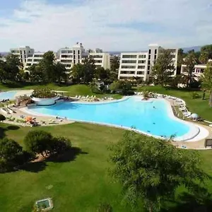 4* Üdülőközpont Rr Baia